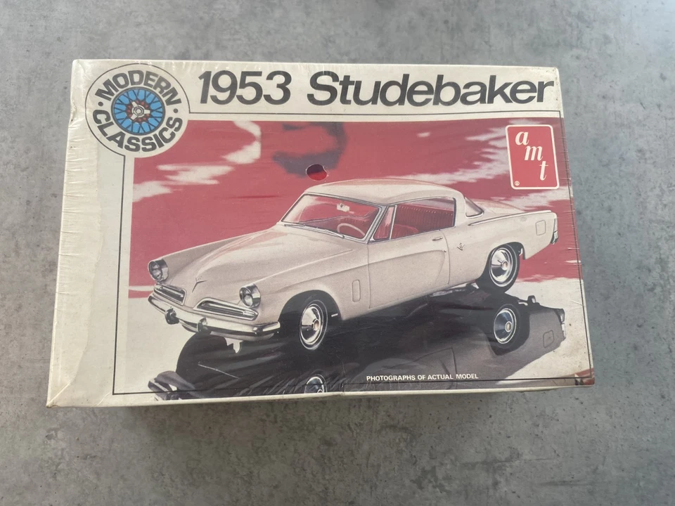 AMT T396 1:25 Modern Classics 1953 Studebaker ungebaut original versiegelt - Bild 1 von 1