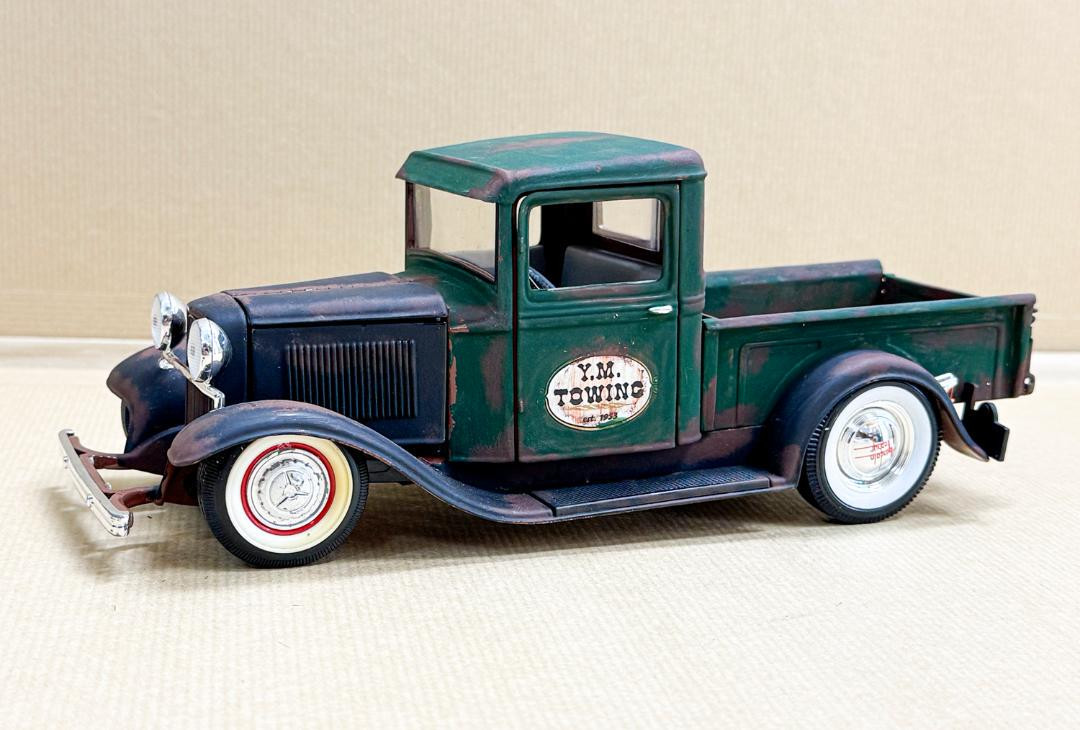 ★ 34 FORD PICKUP ★ 34 フォード トラック ★ 1/18 Road Legends- Classics Collection- 1934 Ford Pickup Tow
