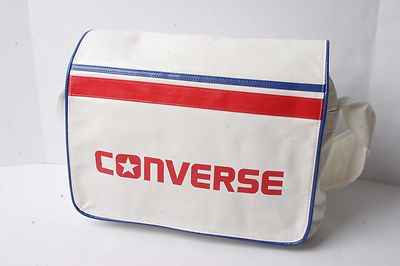 converse flap messenger