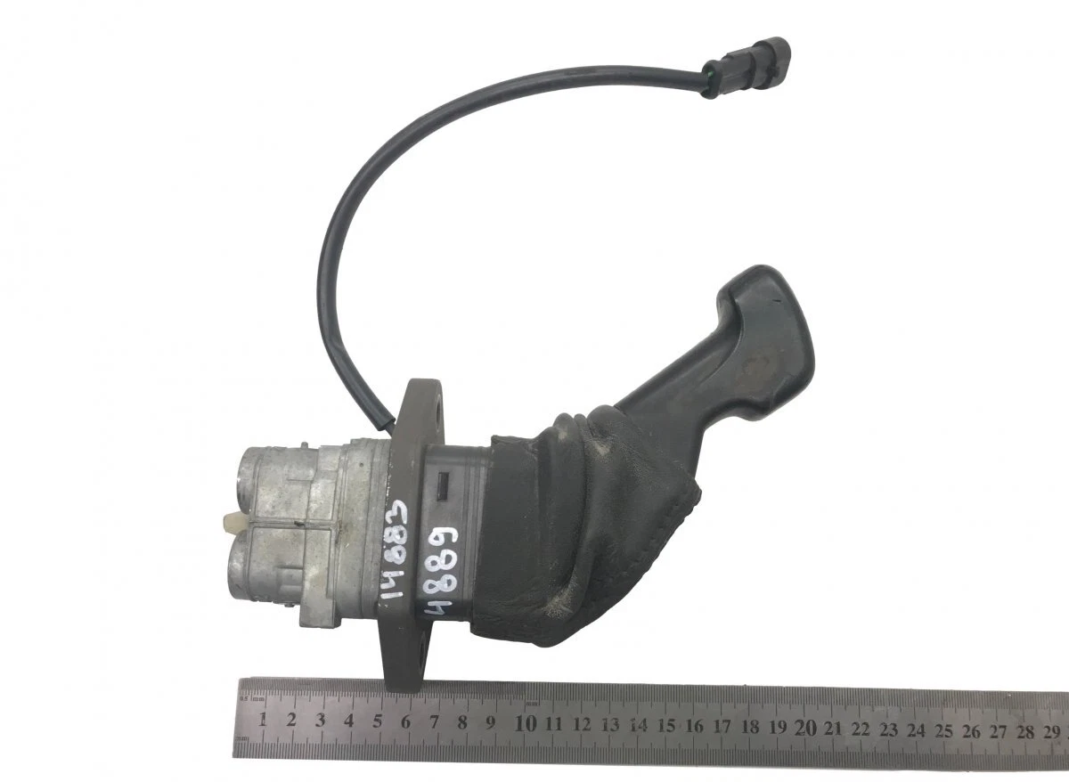 5801477286 Hand brake valve for IVECO Stralis | eBay 