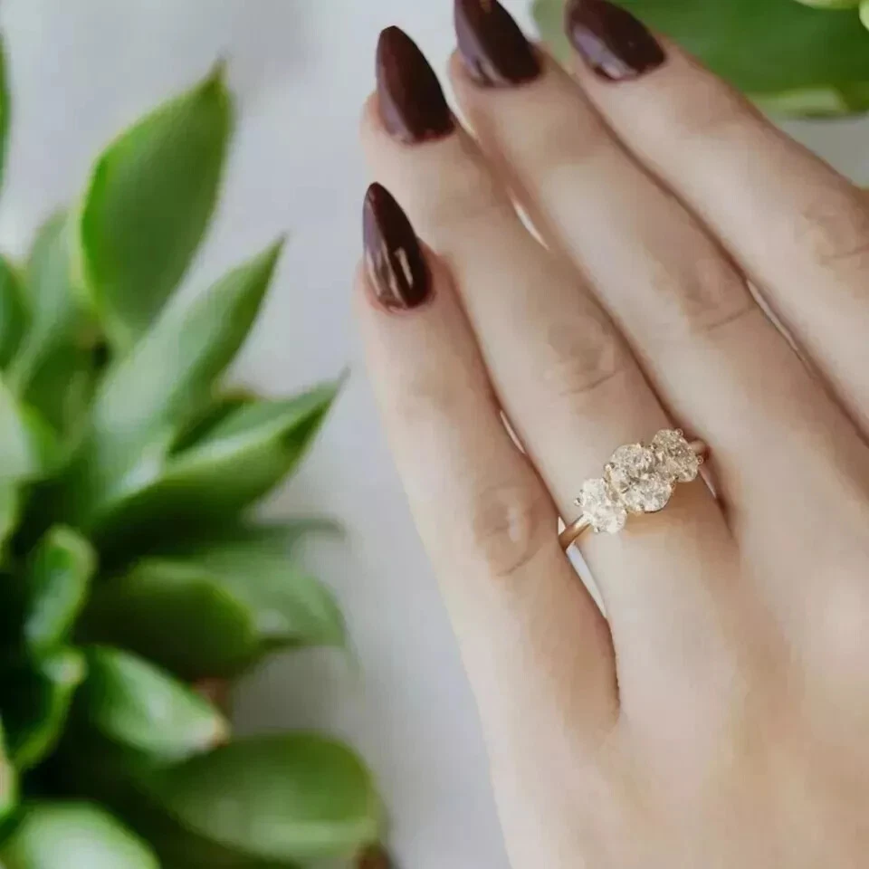 2 Ct Oval Lab Grown VS-FG Diamond Three Stone Engagement Ring 14K Yellow Gold - Image 2 of 4