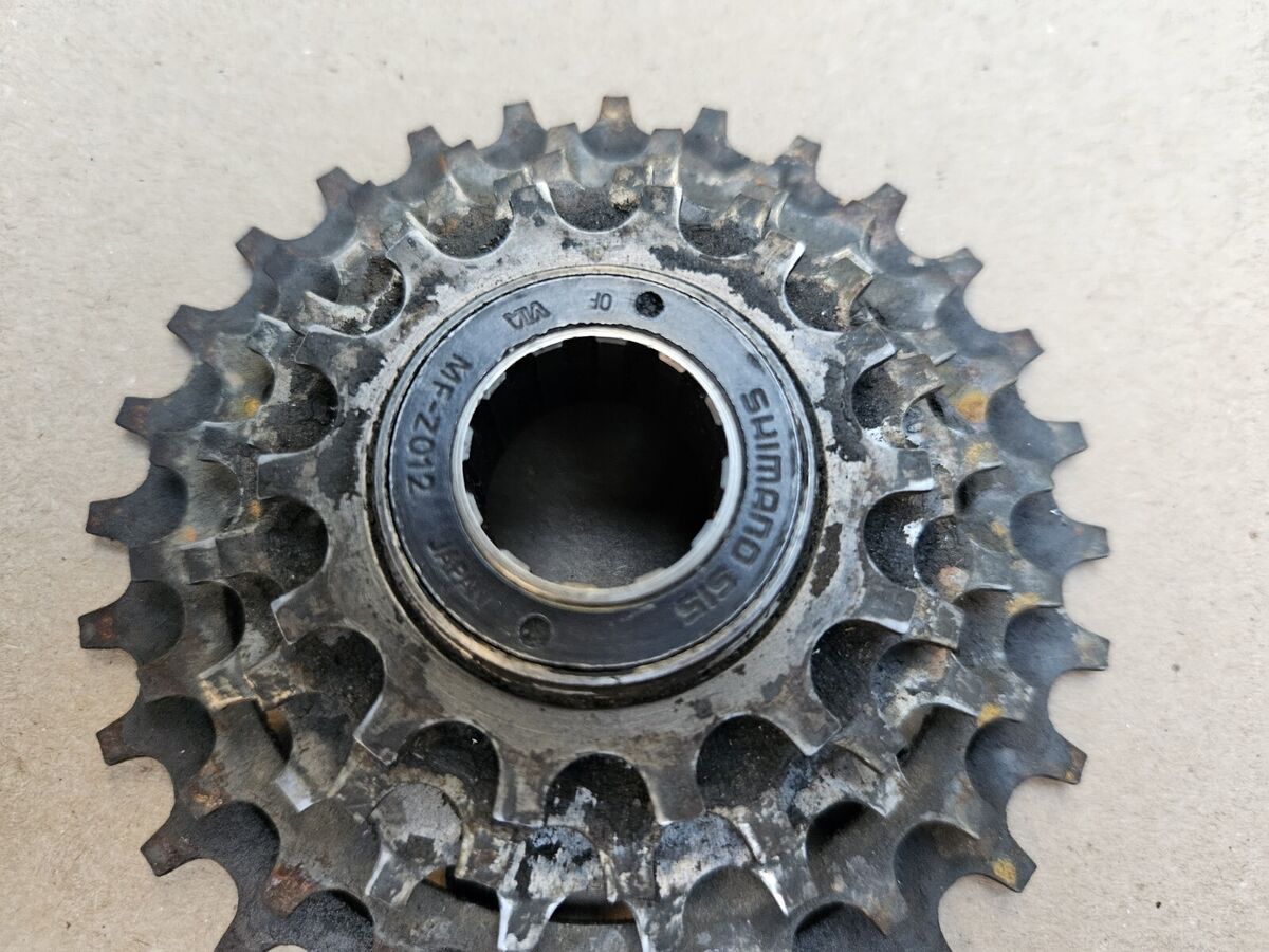 Vintage Shimano MF-Z012 5-speed Freewheel Mountain Bike 14 Vintage Shimano MF-Z012 5-speed Freewheel Mountain Bike 14