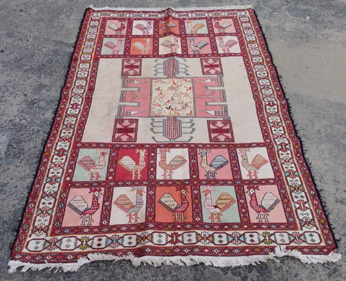 Vintage Traditional Sumak Figural Multicolor Wool Kilim Rug Carpet 191x130 cm