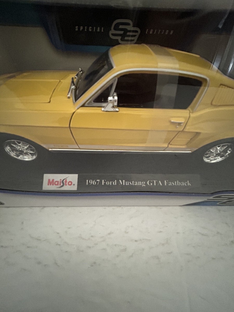 Maisto 1967 Ford Mustang GTA Fastback 1:18 Diecast Metal Yellow