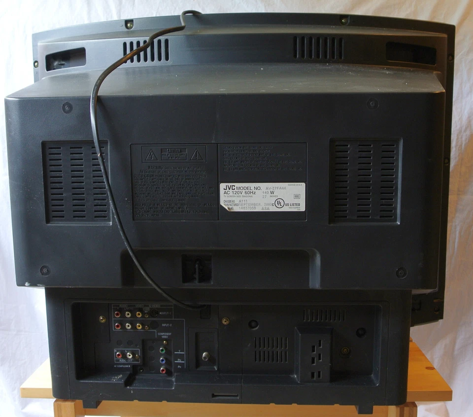 Componente TV JVC AV-27AF44 27" I'art CRT + S-Video Vintage 2003 REVISADO Foto 2 de 4