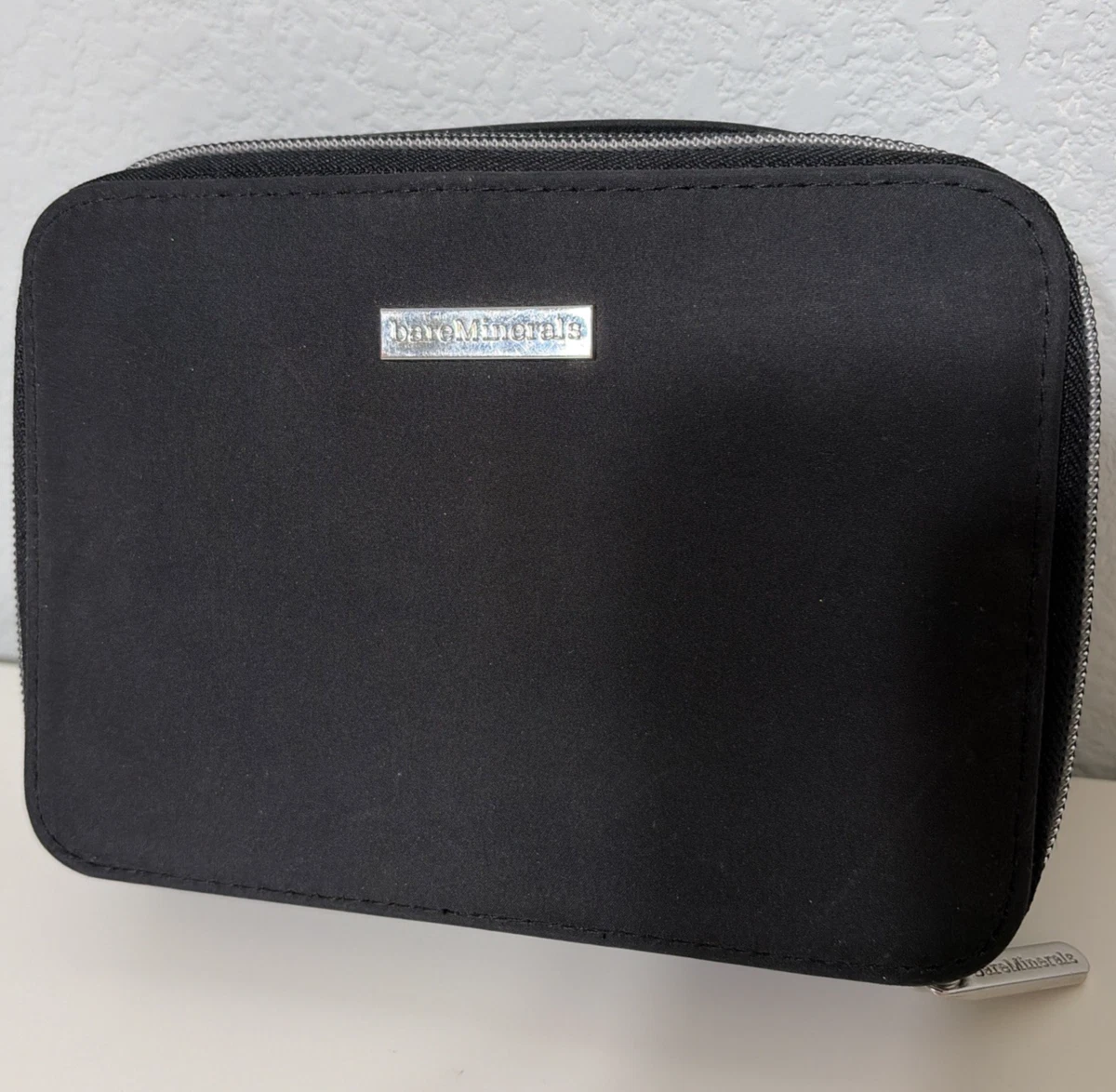 bareMinerals Makeup Bags and Cases for sale - eBay bareMinerals Makeup Bags and Cases for sale - eBay