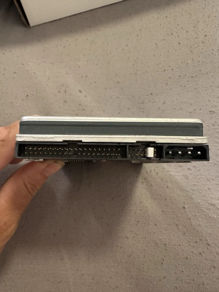 Western Digital Caviar 11200 – 1,28 GB IDE-Festplatte (1997) - Bild 3 von 4