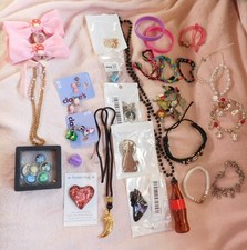 Girls Pretend Play Dress up Jewelry ages 5 New  Used Lot of 34 Pieces