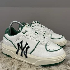 MLB Chunky Liner New York Yankees Sneakers Shows White And Green US 6.5 23.5