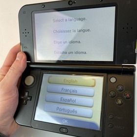 New Nintendo 3DS XL Handheld Console Lime Green With Charger Stylus