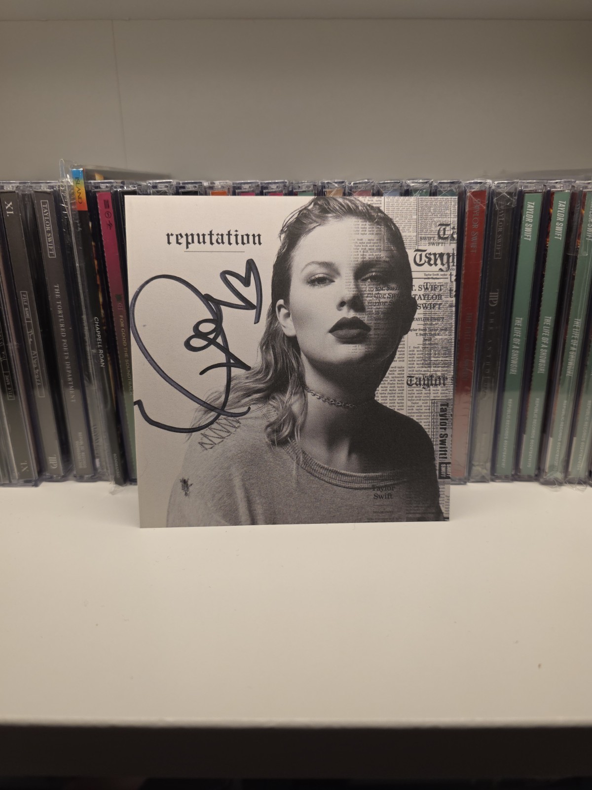 Reputation Signed Cd Taylor Swift Signed Reputation Reprint, CD Insert Size Matte Paper