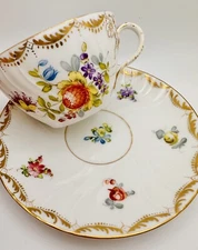 RL Dresden Hand Painted Rose Floral Gold Embossed Cup & Saucer Teacup FLAW
