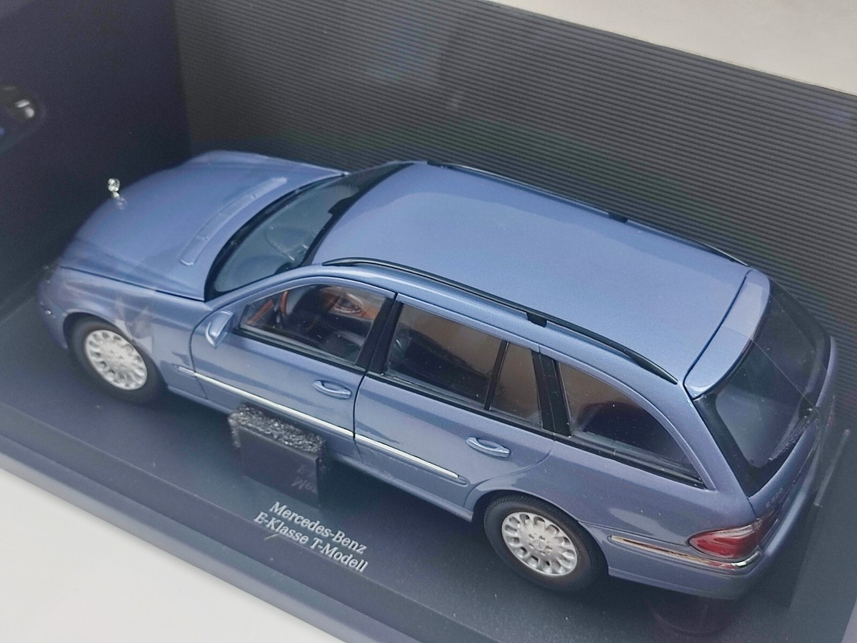 minichamps 1/18 Mercedes Benz E-class Estate Wagon Touring E-klass