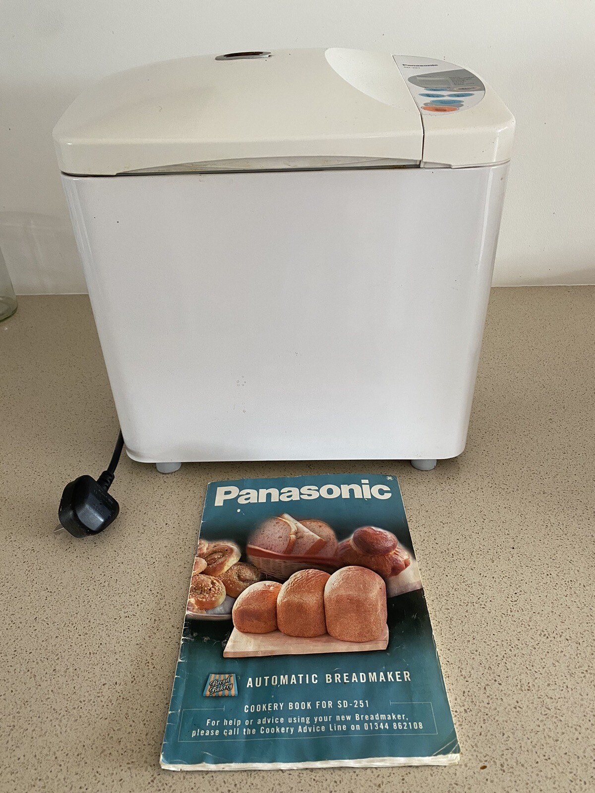 Panasonic SD 251 Bread Maker Machine Small Kitchen Appliance White eBay