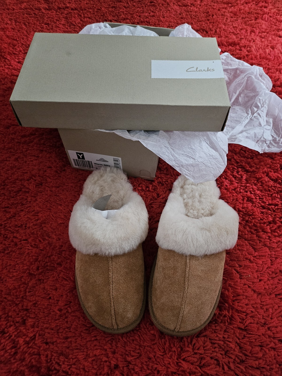 clarks sheepskin slippers