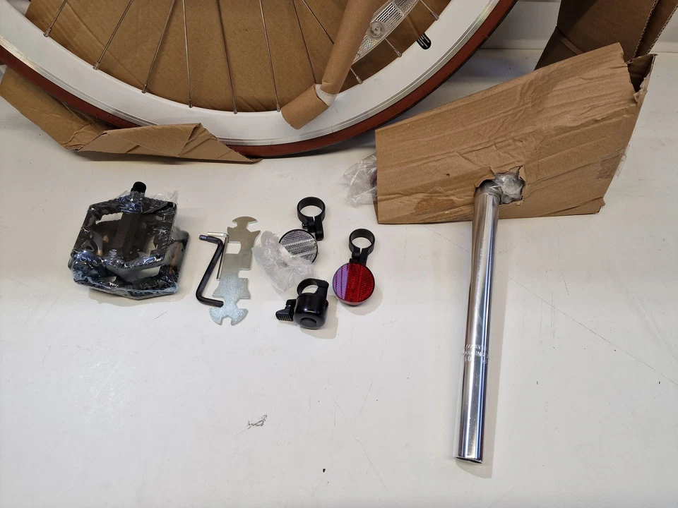 Quella Varsity Oxford Single Speed 700C Wheel Fixie Bike Blue - X-Large 61cm A - Image 4 of 4