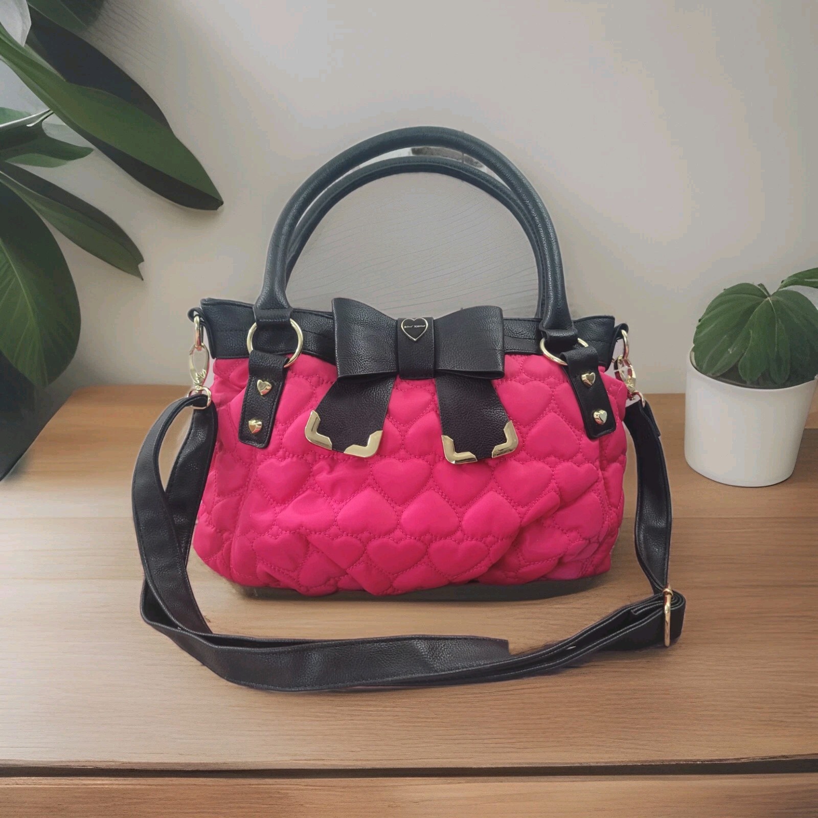 Betsey Johnson Pink Heart Quilted Satchel Bow Tie Crossbody Purse Black Adjust