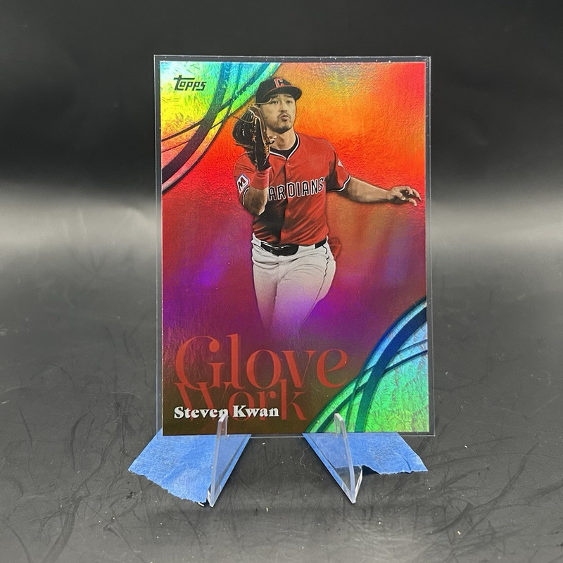2026 Topps Series 2 Glove Work Insert Steven Kwan Cleveland Guardians #GW-27 MLB