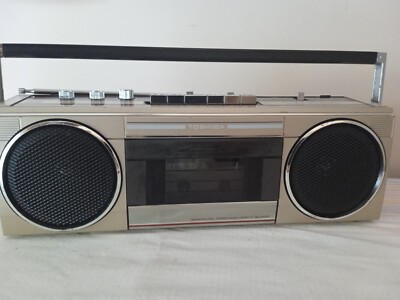TOSHIBA RT-SF1 VINTAGE RADIO-CASSETTE PLAYER | eBay