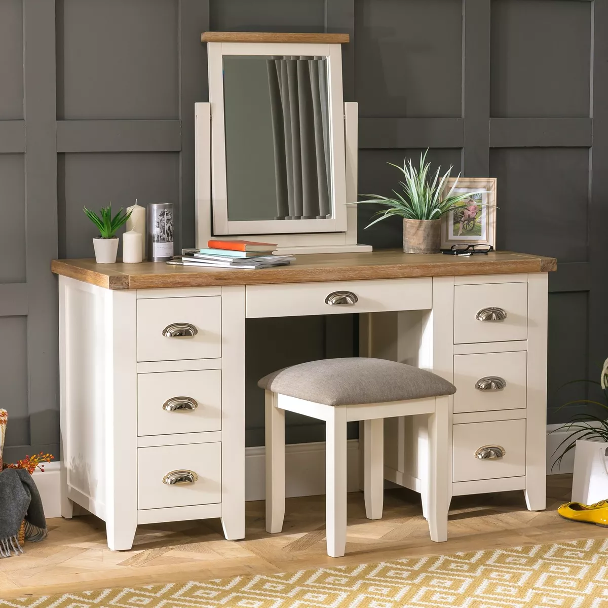 Cheshire Cream Twin Pedestal Dressing Table with Mirror Stool