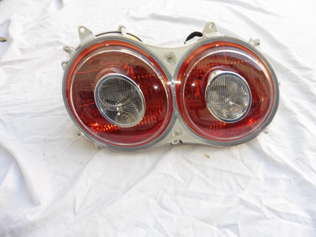 2012 Bugatti Veyron Rear Left Driver Taillight Lamp 5B0945095D OEM OE