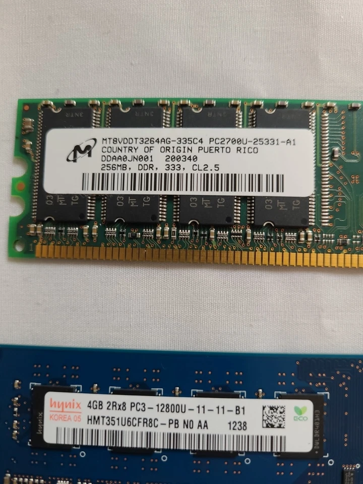 Hynix 4GB HMT351U6CFR8C-PB NO AA, Samsung 8GB 2Rx8 PC3 M378B1G73BH0, Plus 1 more - Image 4 of 4