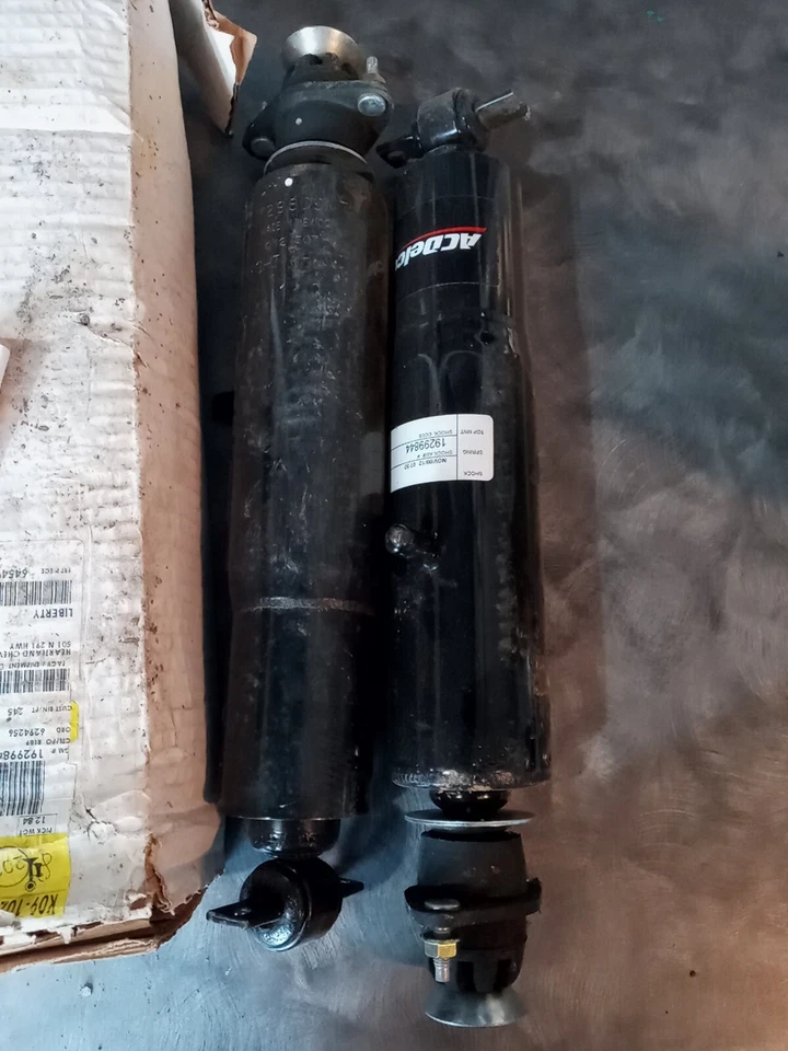ACDelco 19299843 2000-04 Cadillac Seville SLS Air Lift Shock Absorber  NOS - Image 3 of 4