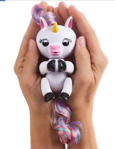 bebe unicornio juguete