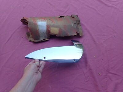 1953-54 Pontiac Chieftain 4 Dr Sdn & SW Deluxe Lwr Stone Guard, LH
