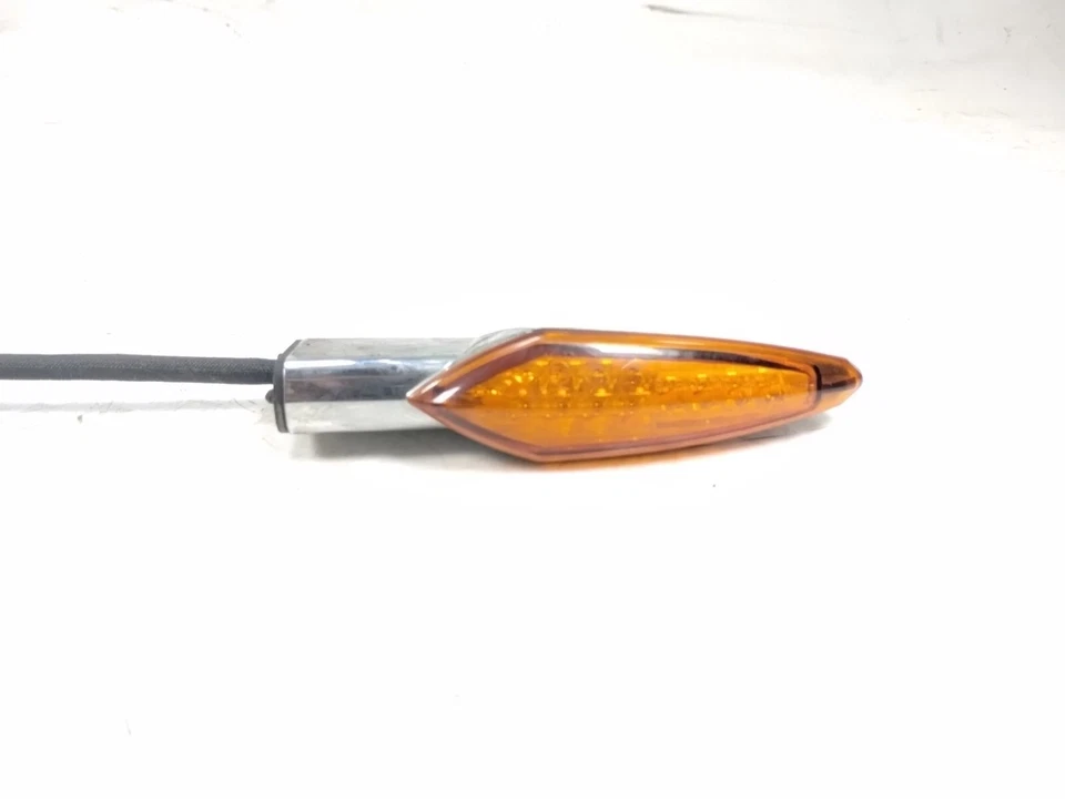 Luz indicadora delantera derecha Victory Magnum 2016 Foto 2 de 4