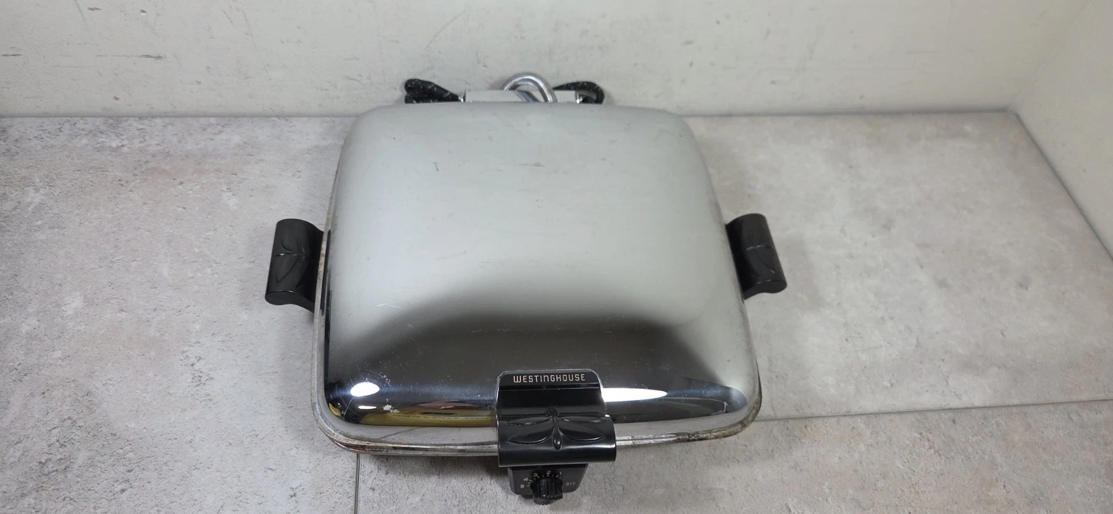 Vintage Westinghouse Waffle Maker Chrome Model SG-WB-521 w/Plates Tested