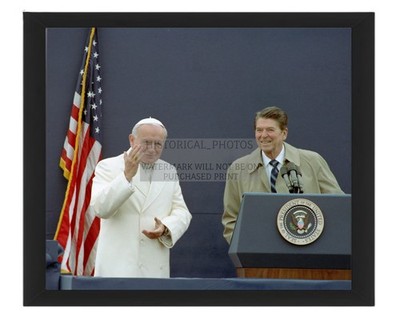 RONALD REAGAN AND POPE JOHN PAUL II FAIRBANKS ALASKA 1984 8X10 FRAMED PHOTO