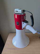 Western Safety Megaphone w/ Safety Siren & Wired Hand Mic, Model 95271