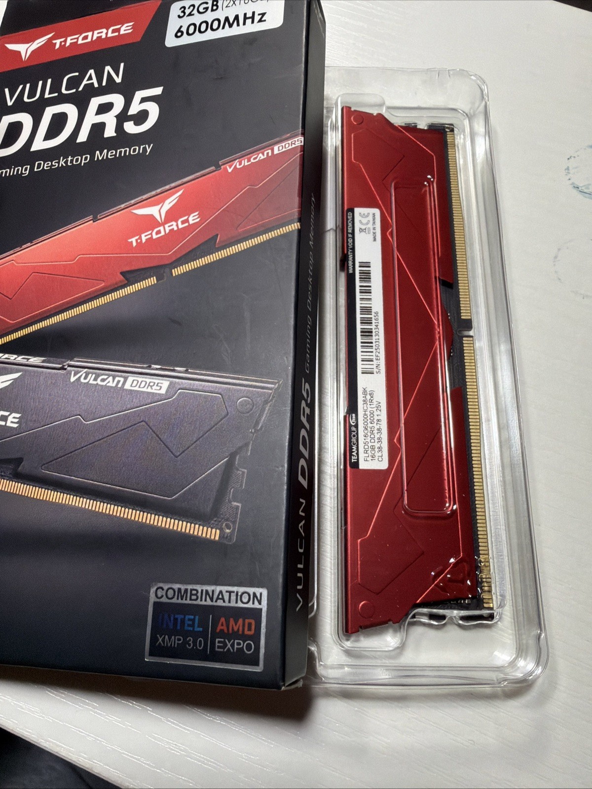 Team Group Vulcan 32GB (2 x 16GB) DDR5 6000 CL38 RAM Desktop Memory Red XMP EXPO