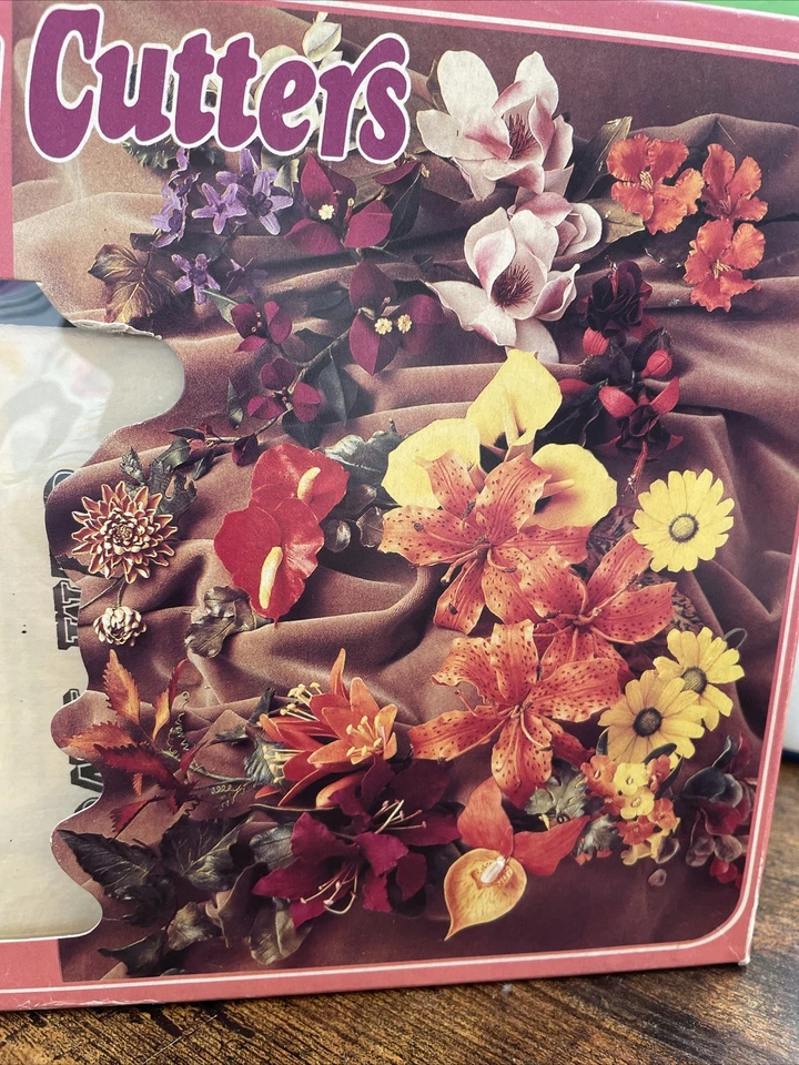 Jem Cake Decorating Cutters For Gum Paste Flowers And Leafs - Image 2 of 4