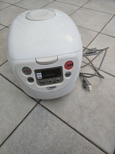 Test du cuiseur à riz Zojirushi Micom NS-TSC18, 10 tasses