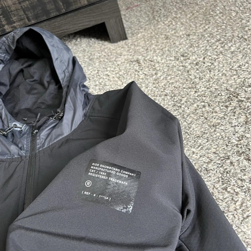 Ride Snowboards Mens XL Snowboard Jacket Black Waterproof Snow Zip Pockets Hood - Image 3 of 4