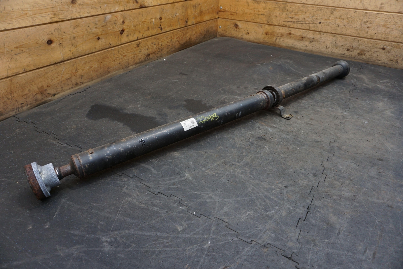 Rear Drive Propeller Shaft Assembly OEM 4M0521101 Bentley Bentayga 16-20