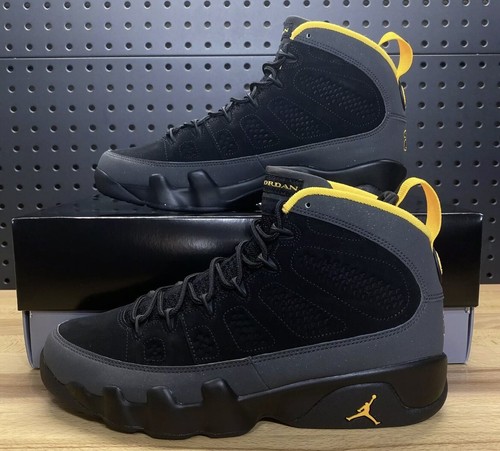 NIKE AIR JORDAN RETRO 9 IX UNIVERSITY 