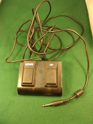 VERY NICE ''BEHRINGER'' MODEL FS112V (FS 112V) FOOT SWITCH REVERB GUITAR PETAL