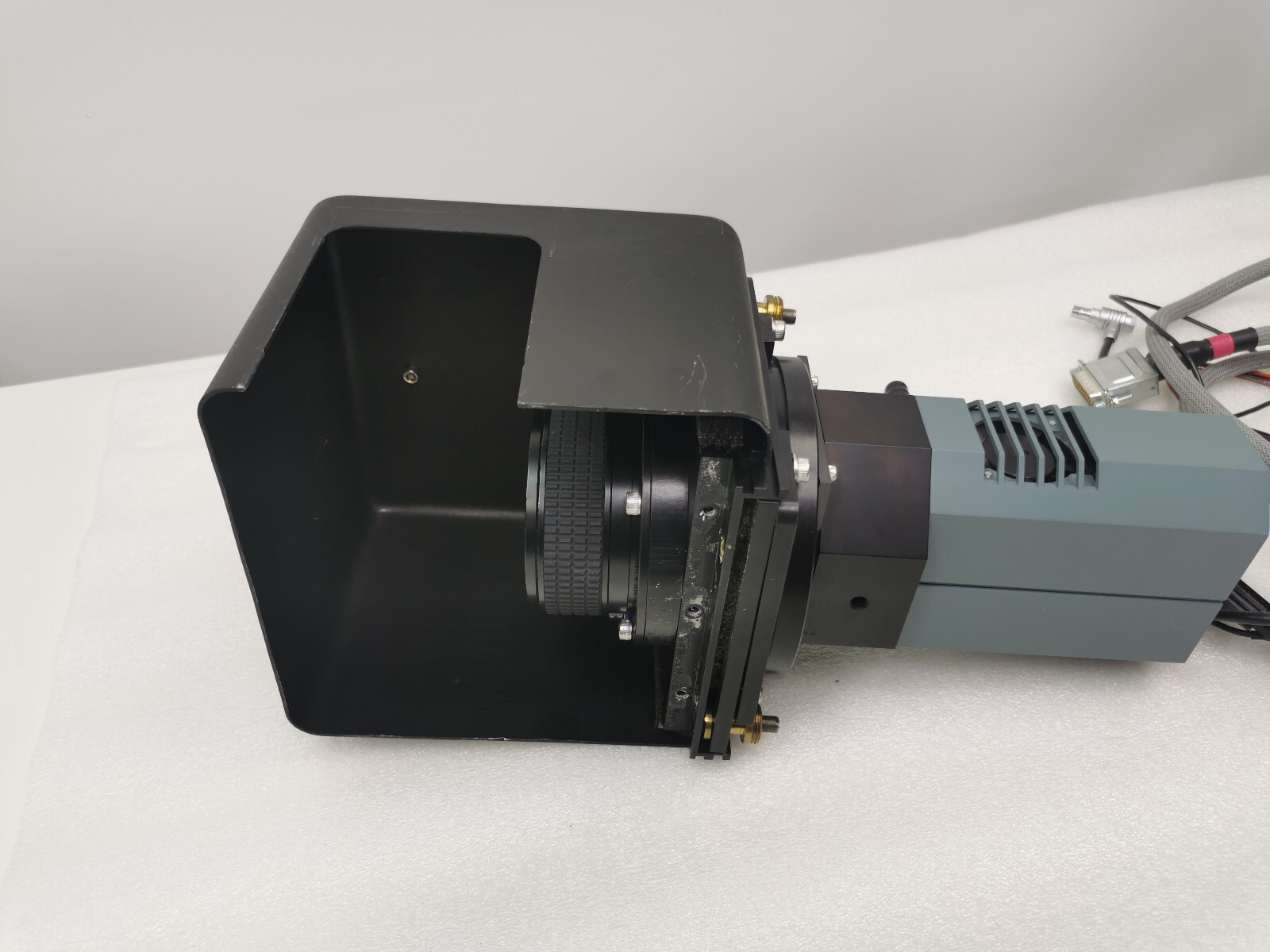 Andor DV420OE130 CCD Camera, Nikon Nikkor Objective Kaiser Raman