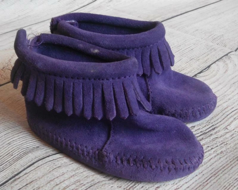 Minnetonka Suede Bootie Boot Baby Girl Sz 3 Fringe Back Strap