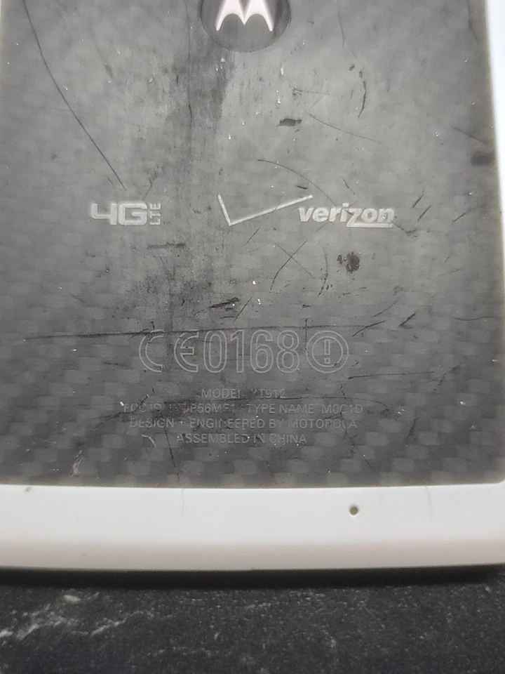 Motorola Droid Razr XT912 Verizon 1080 P Android Touchscreen Unlocked Phone - Image 3 of 3