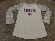 GIRLS TEAM ATHLETICS GRAY CAMO BOISE STATE BRONCOS LONG SLEEVE SHIRT S (6-6X)