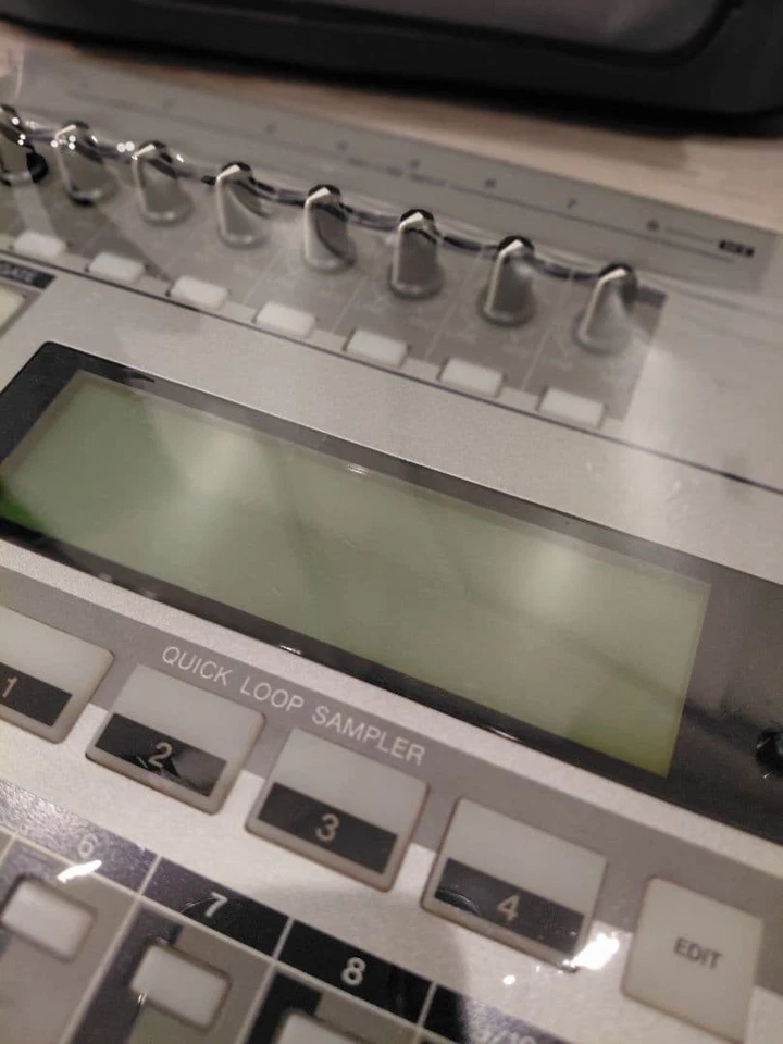 YAMAHA AW16G MTR 16-Track Multitrack Recorder AM Tested w/ Power Cable, Bag Used - Image 4 of 4