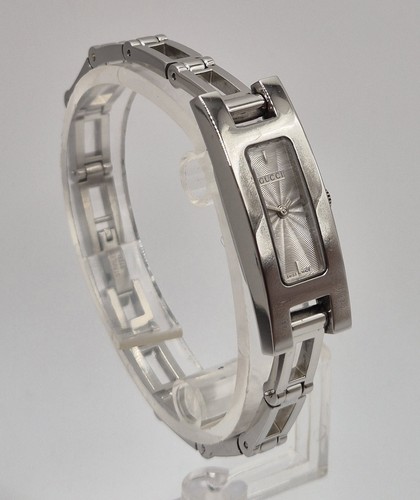 Gucci 3900L Stainless Steel Womens Watch Silver Guilloche Dial Box & Papers 2001 - Picture 4 of 11