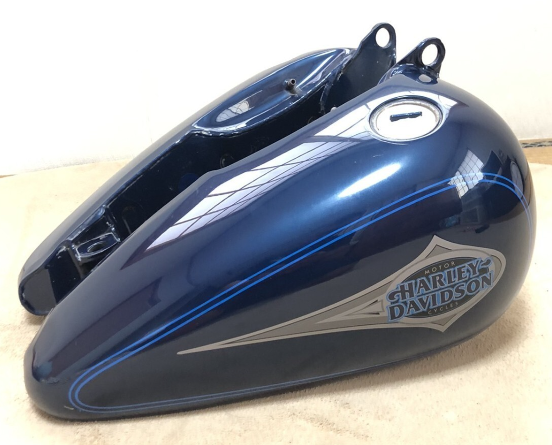 Harley Davidson Genuine Gas tank 99 1999 FLSTC Heritage Softail