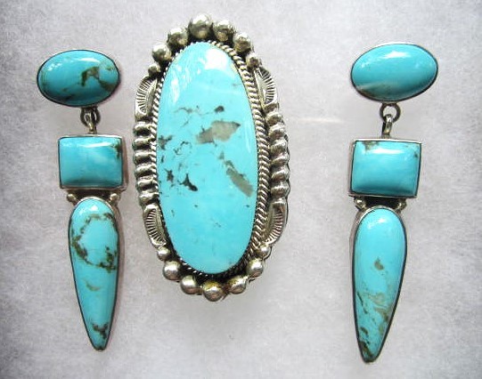 ETTA ENDITO AND RUNNING BEAR  SKY TURQUOISE AND STERLING RING AND EARRING SET