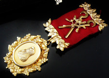 Cased Sterling Silver Gilt AOD Ancient Order of Druids Jewel 1948