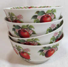 Foraye Korea Designed In England APPLES Four (4) Fruit Bowls 2GC